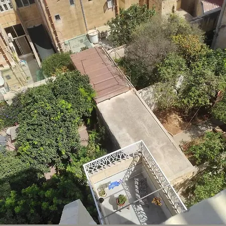 Pawlu Bed & Breakfast Sliema